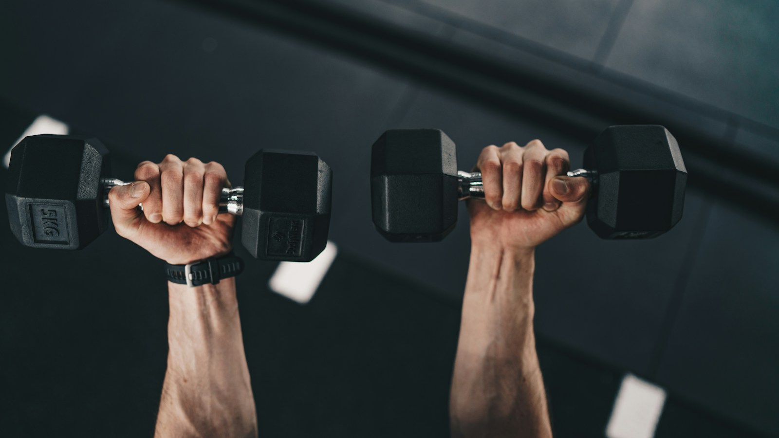 Muscle Loss After 40: What Sarcopenia Actually Is (And What Actually Slows It Down)