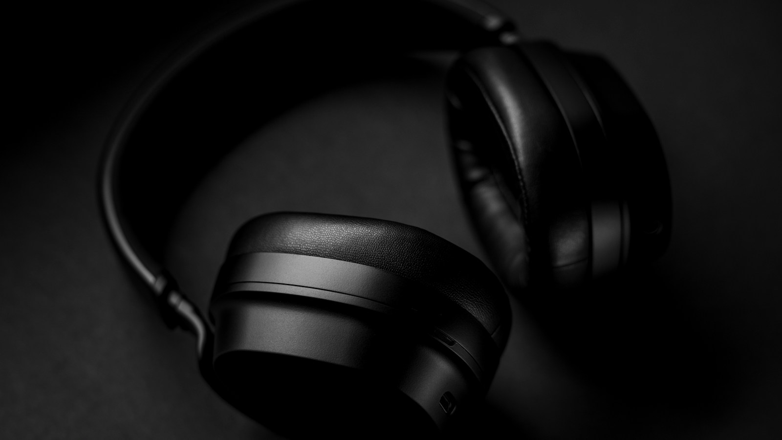 Noise Exposure, Hearing, and Brain Health: What Your Watch Is Quietly Tracking