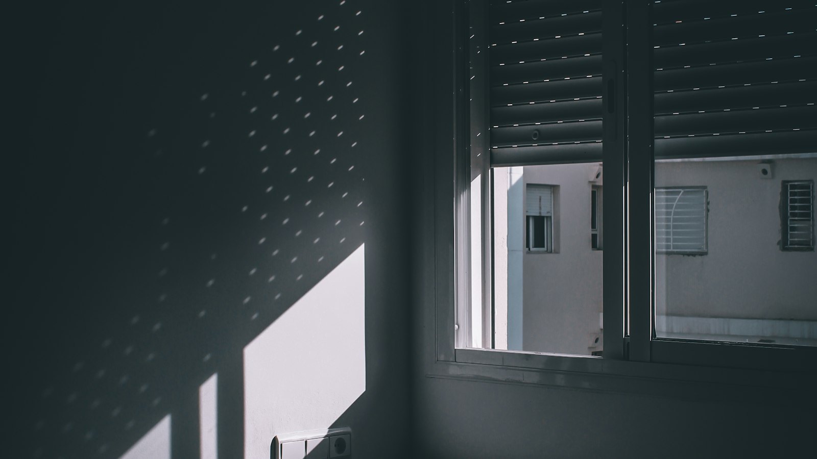 Vitamin D and Sleep: What Low Levels Do to Your Recovery (and How to Test)